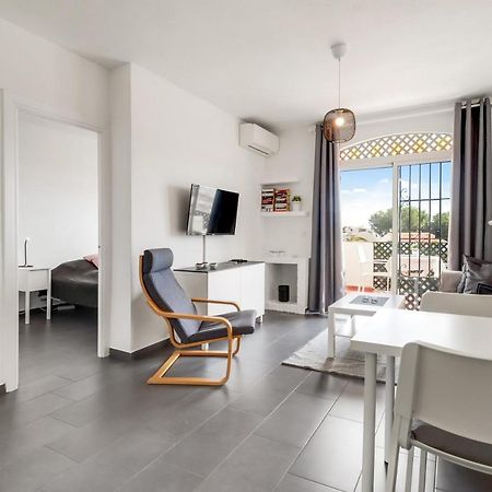 1 Bedroom In Verano Azul, Free Wi-Fi Нерха Экстерьер фото